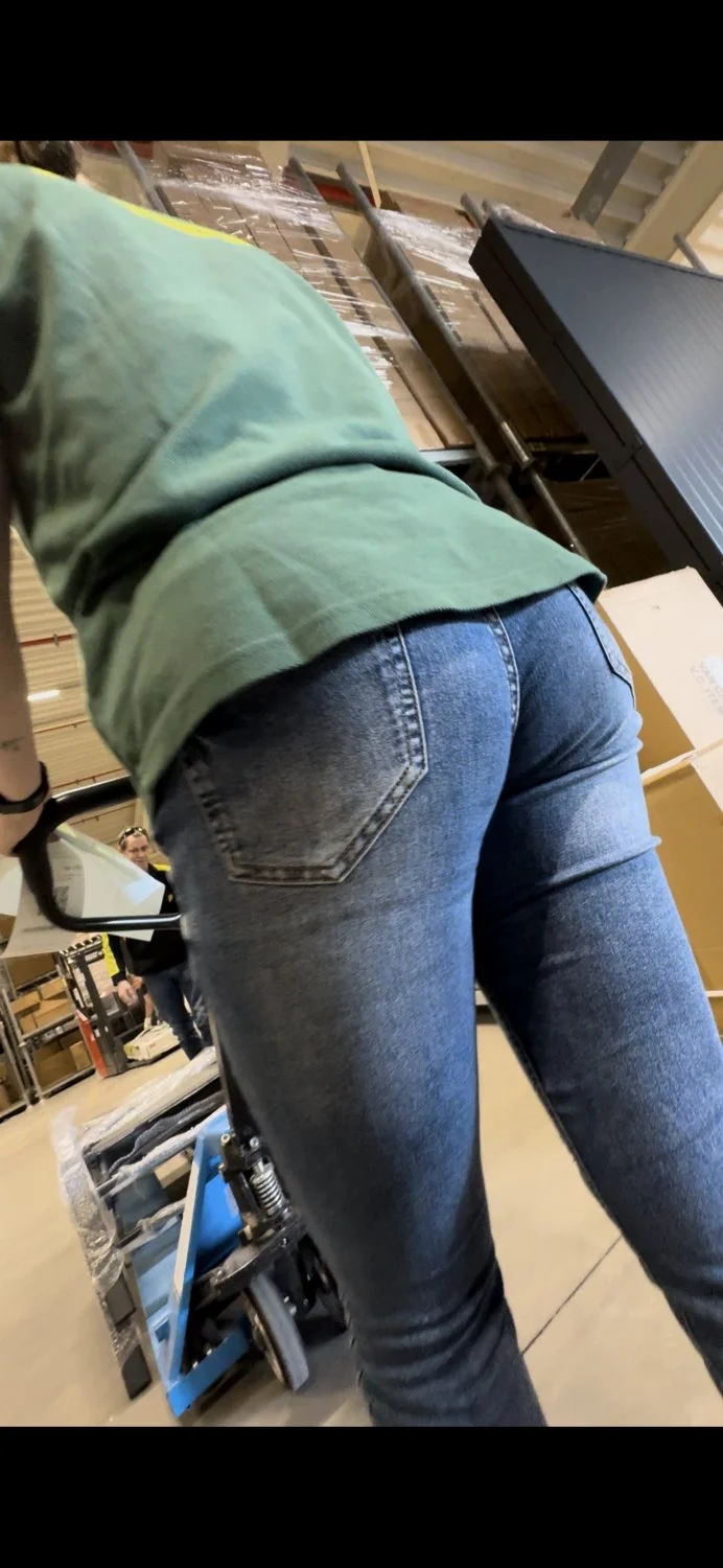 Thick coworker jeans image 2