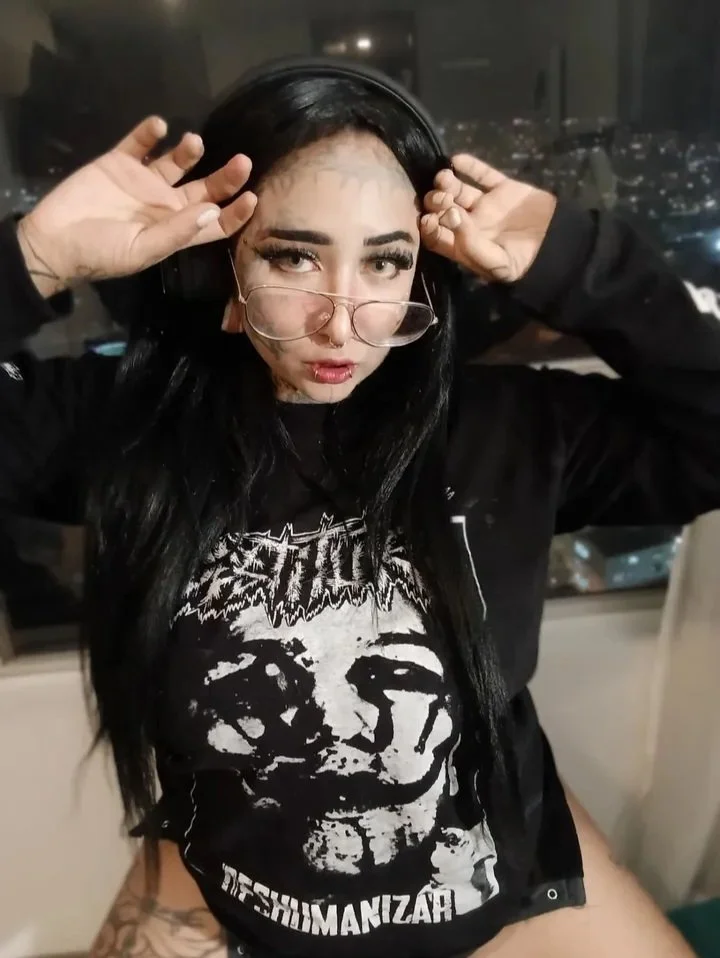 Metal whore 🥵 main image