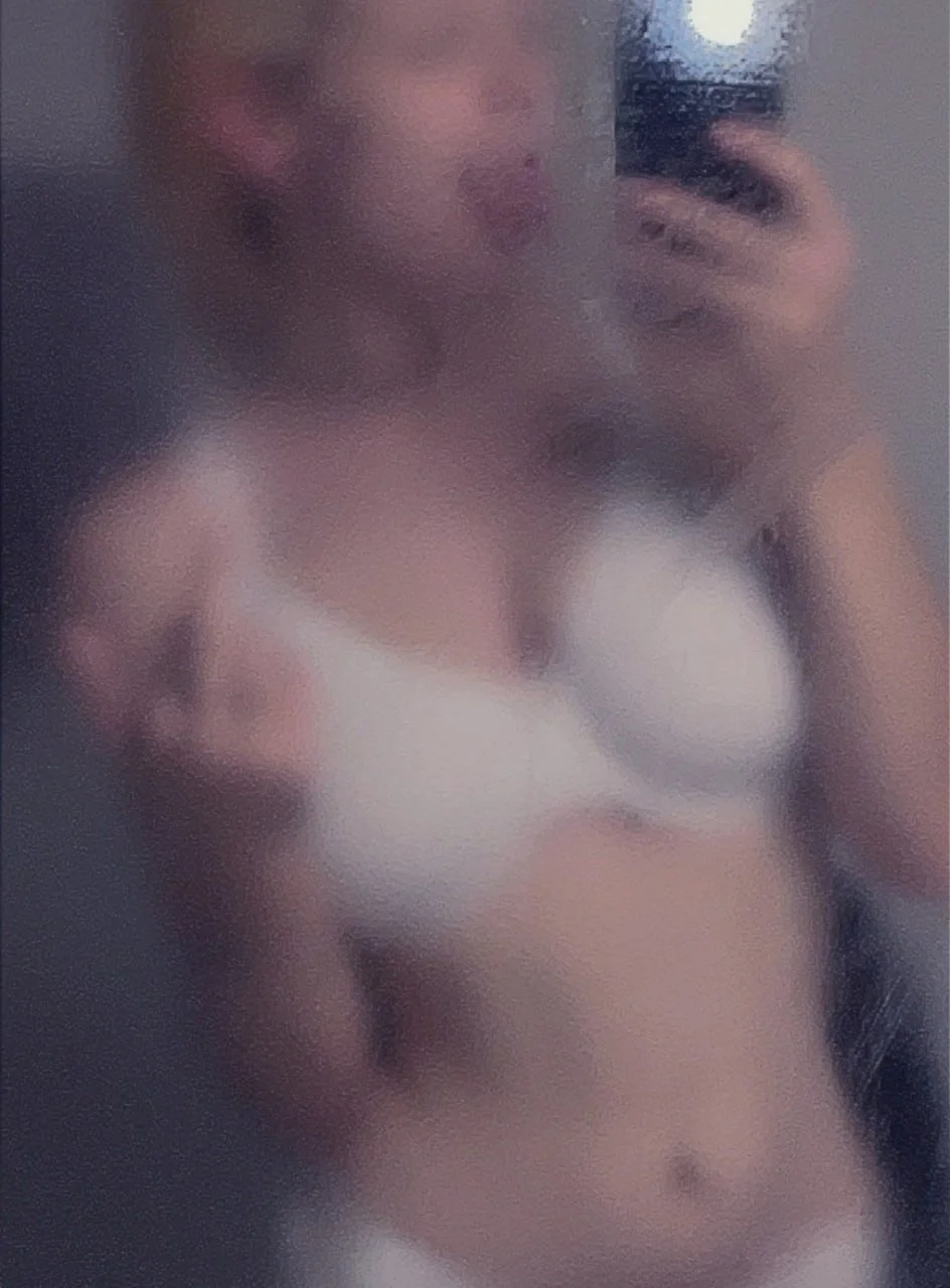 Novinha gostosa do discord mostrando a grande gostosa que é delicia rosinha image 31