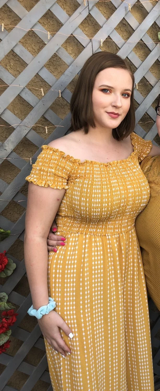 Big Titted Whore Hannah image 4