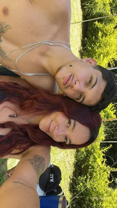Ruiva puta vazada abrindo o cuzinho! novinha mandava video pro namorado e caiu na net image 2