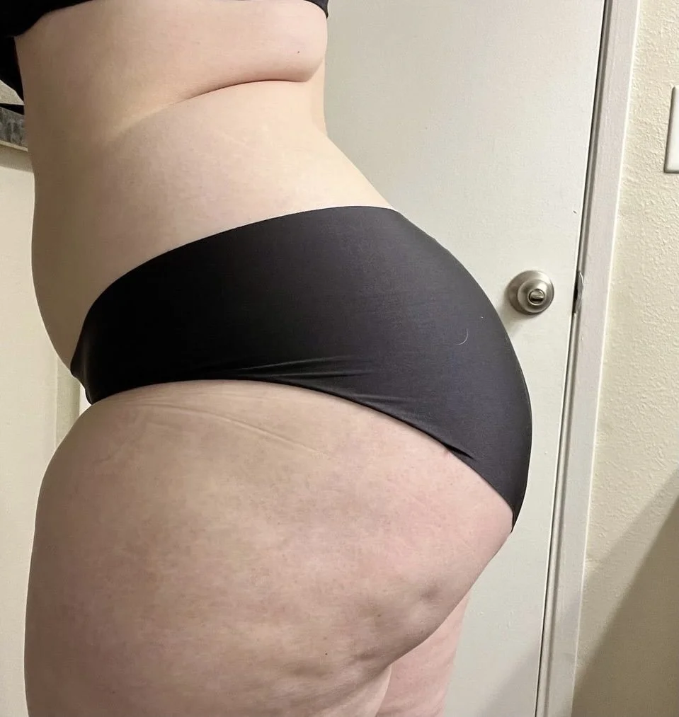 Cousin with a fat ass main image