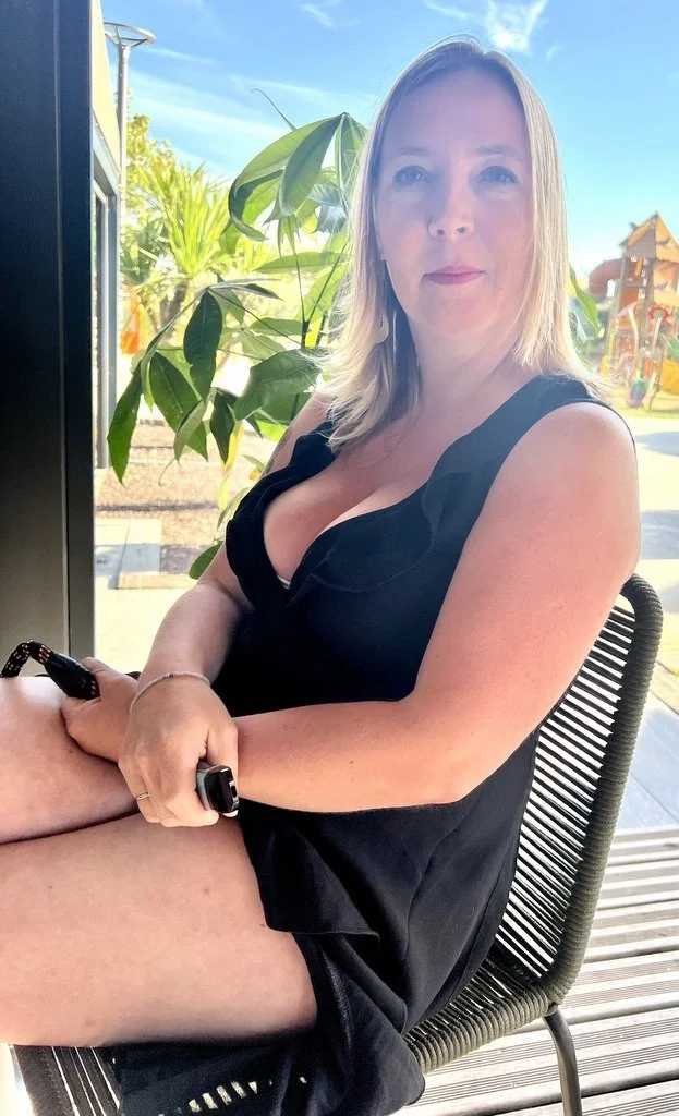 Plump French wife Blacked main image