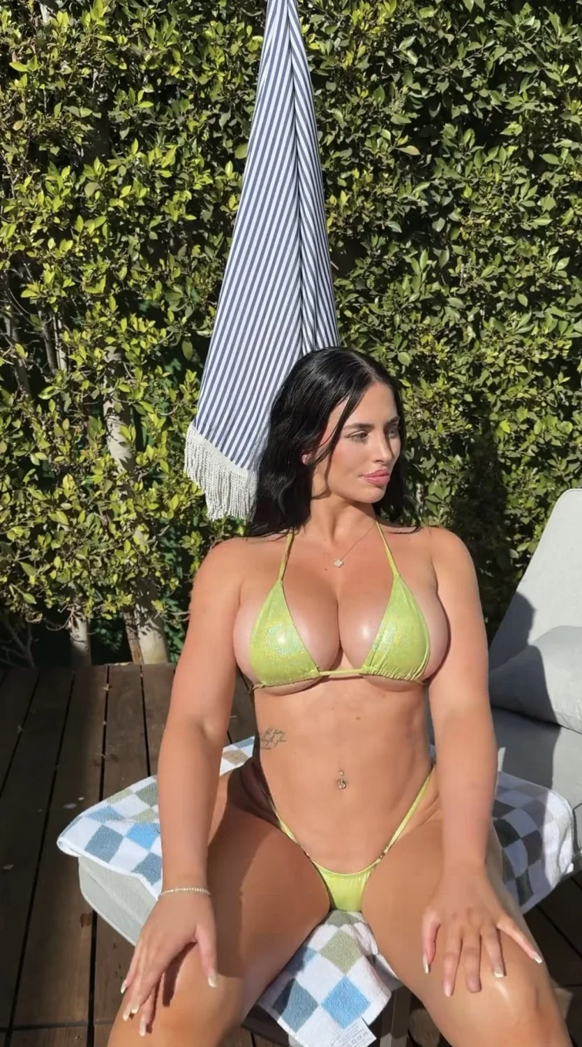 Isabelle jade image 4
