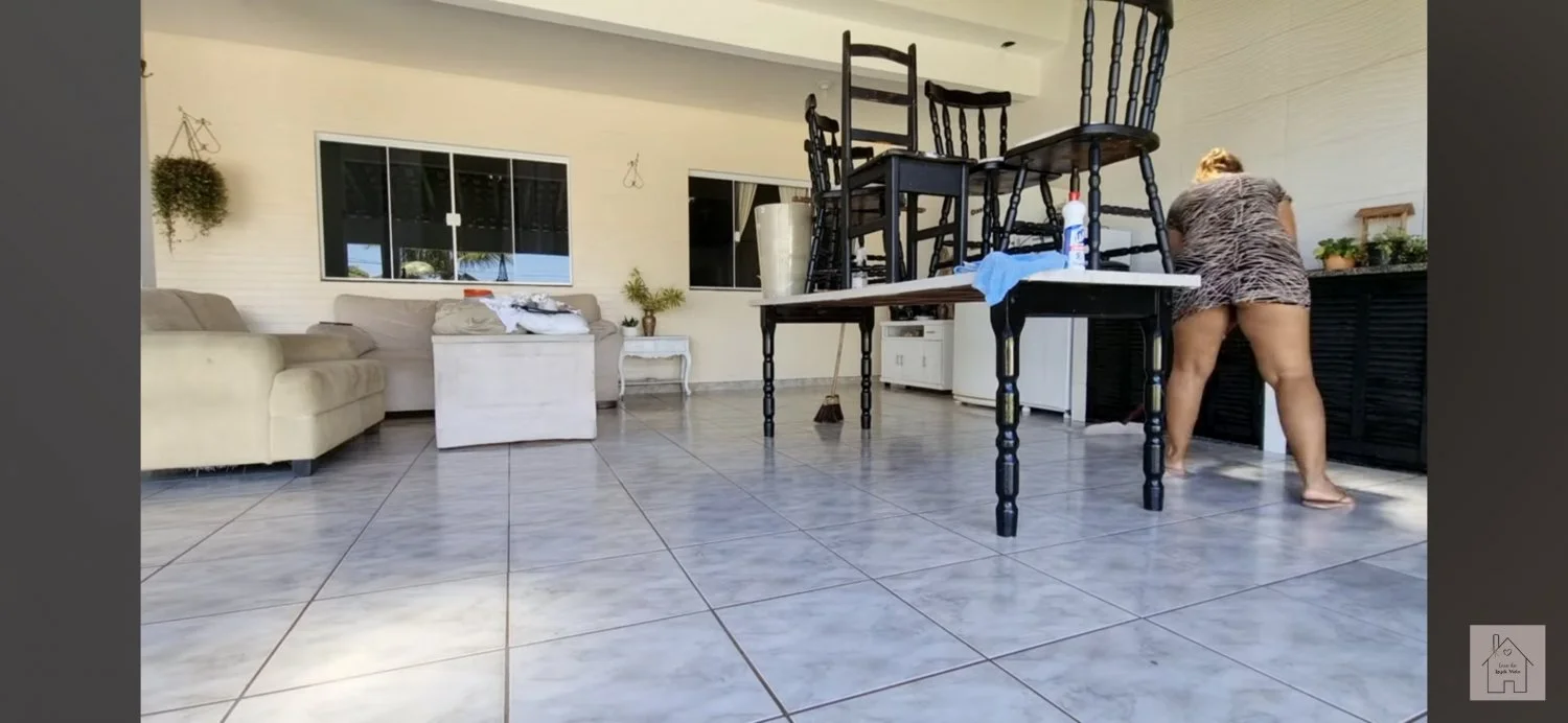 Dona de Casa rabuda Leidy youtube image 5
