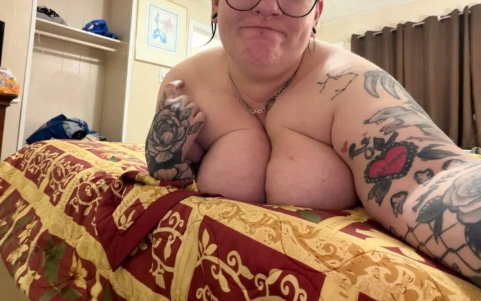 30 yo Ashley got cheated on and became a webslut dm her ex on kik:Sdgtvb image 16