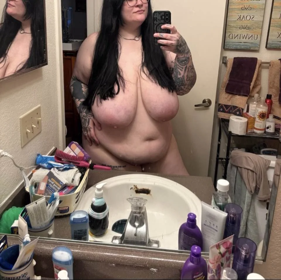 30 yo Ashley got cheated on and became a webslut dm her ex on kik:Sdgtvb image 18