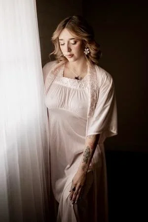 Something is different in the UTAH water boudoir image 17