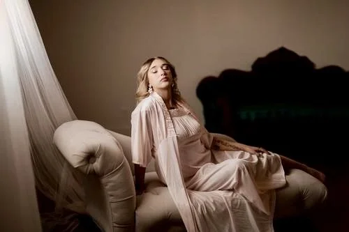 Something is different in the UTAH water boudoir image 3