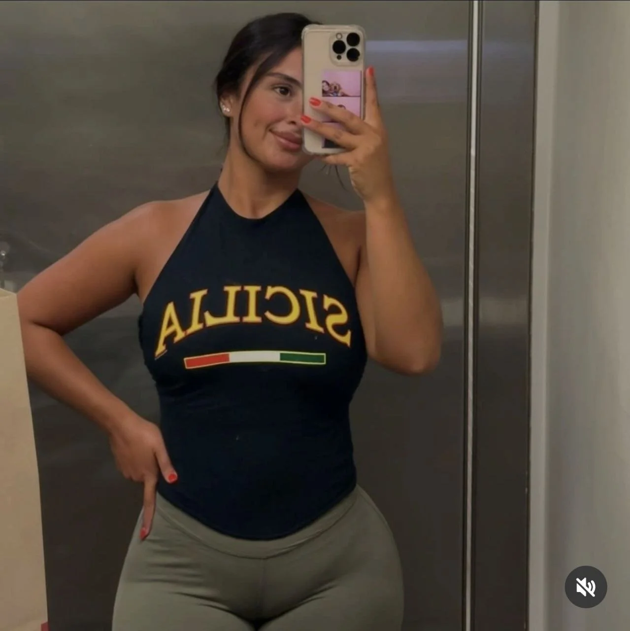 Sexy slut from Argentina leaked main image