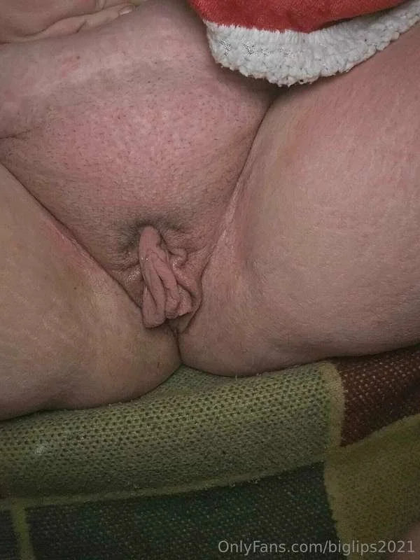 Big Pussy Lips MILF - 2892ac-01974bbc-5945-7ca0-8329-7683ffff0844 image 16