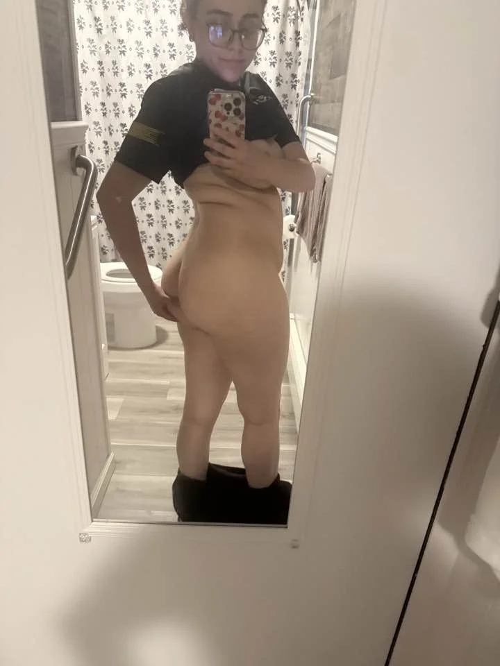 MILF gets her BBC image 21