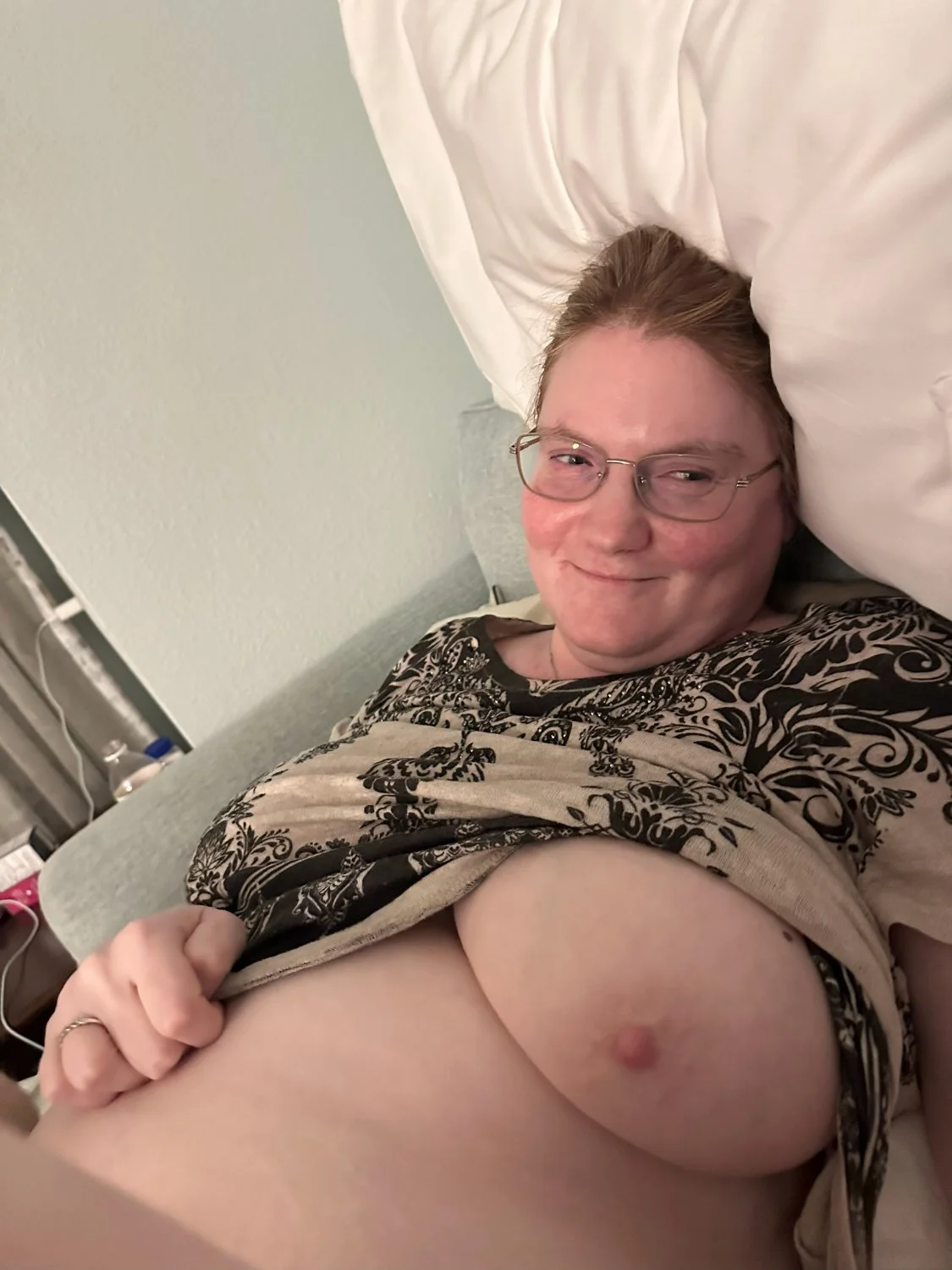 PA Slut Janna Foglia - Share and Repost image 22