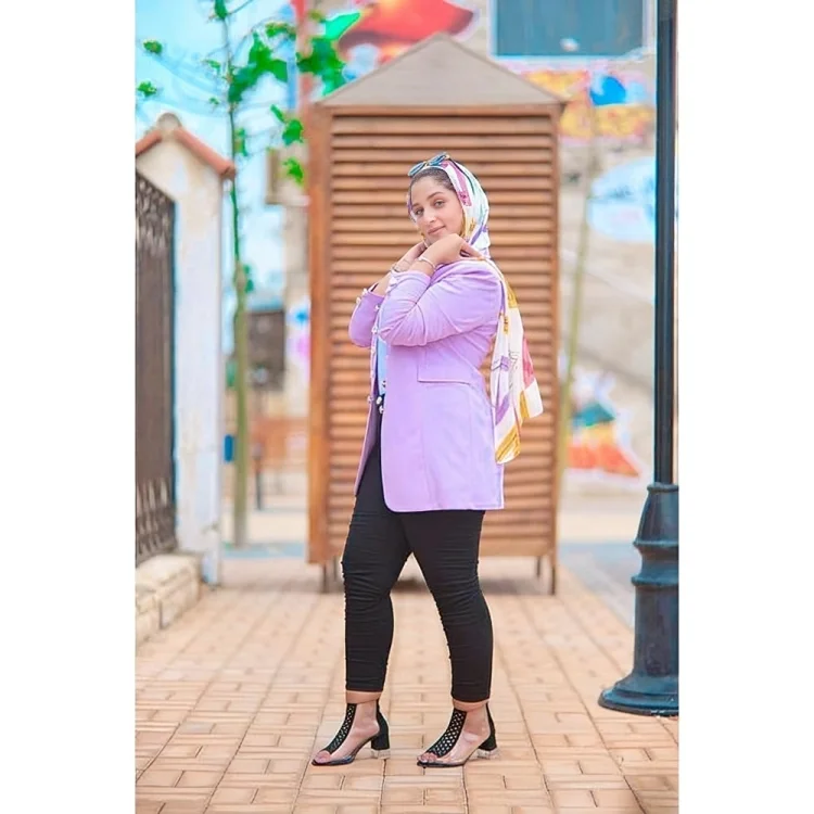 Arab Hijabi image 2