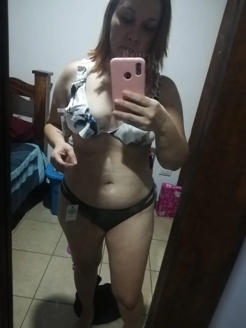 Hot rate her share your thoughts image 3
