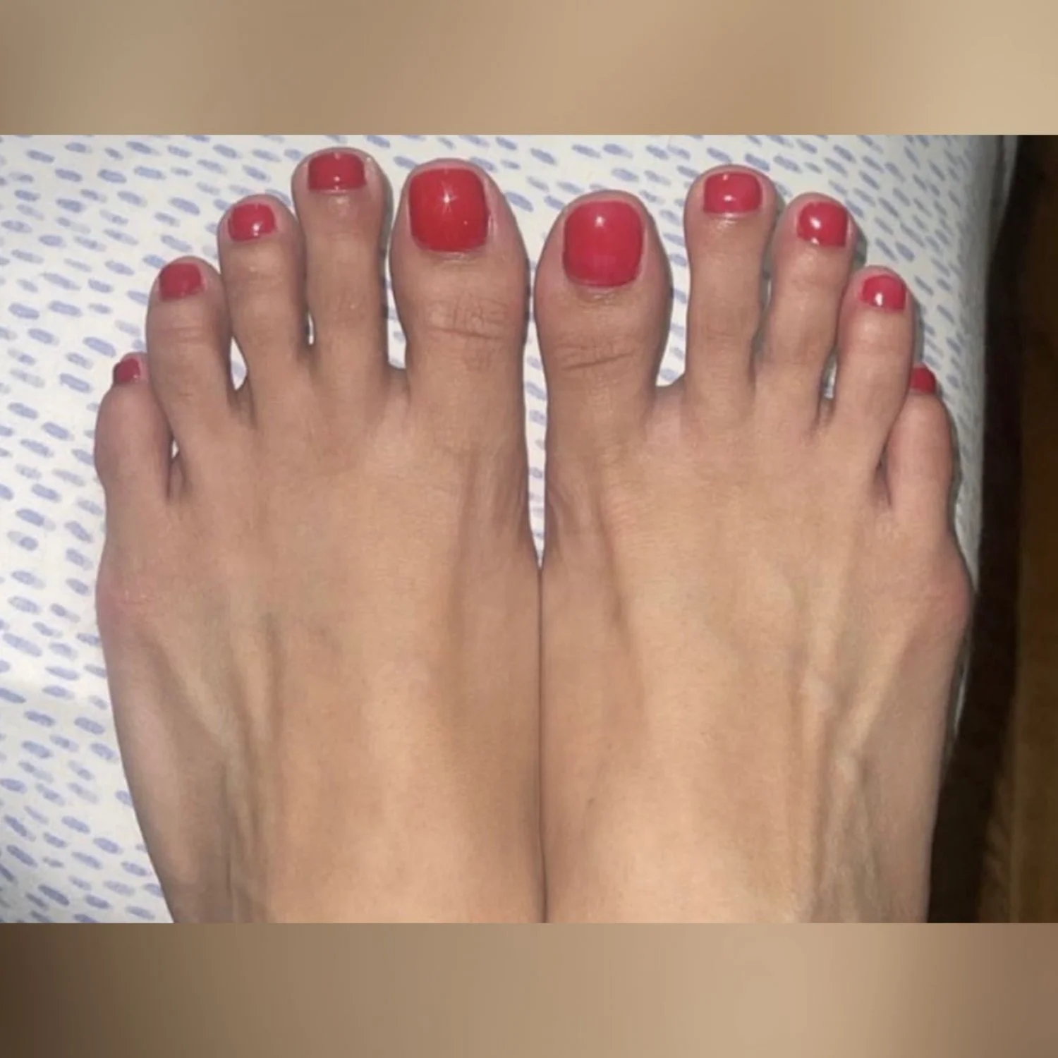 Do You Like Her Asian Feet? She Doesn’t Think They’re Pretty main image