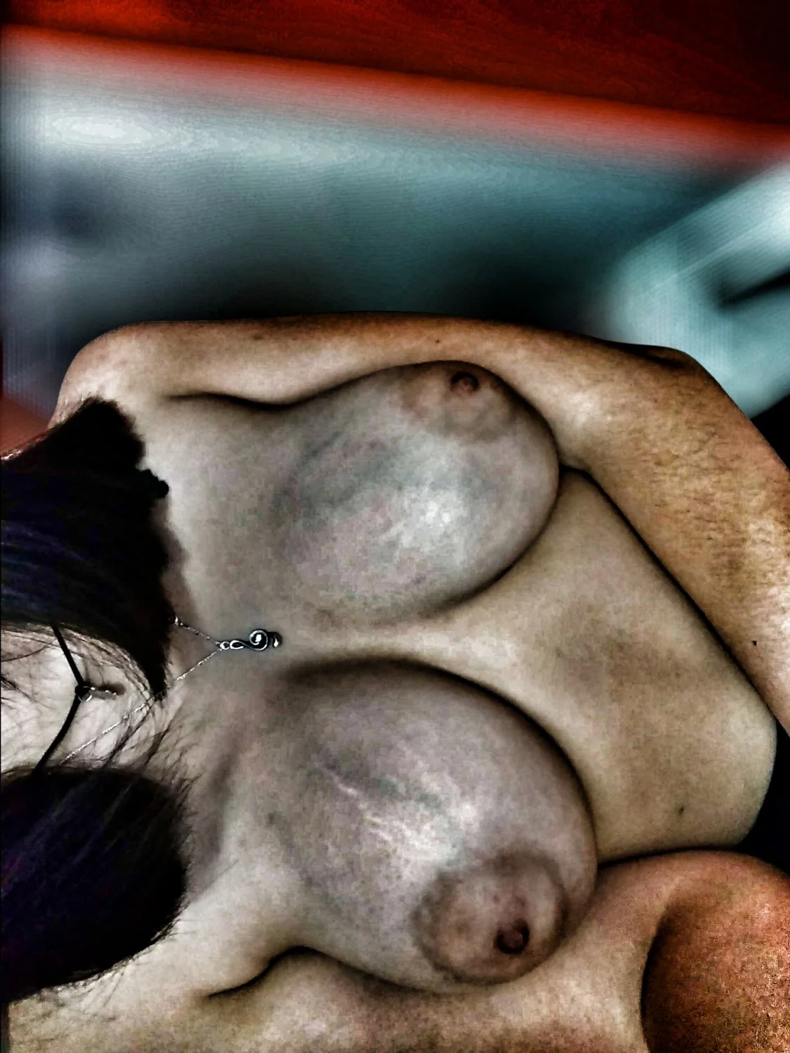 Que les parece la puta tetona novia de un seguidor image 12