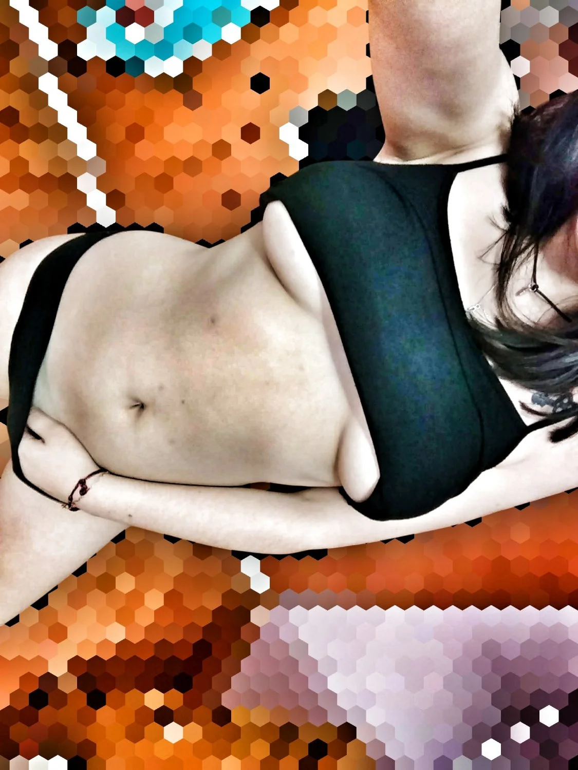 Que les parece la puta tetona novia de un seguidor image 27
