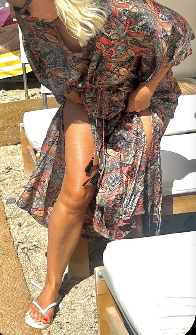 Blonde wife’s pussy caught. Sexy feet, sexy nudes leaked. Be great a few lads to cum in her.DM me image 2