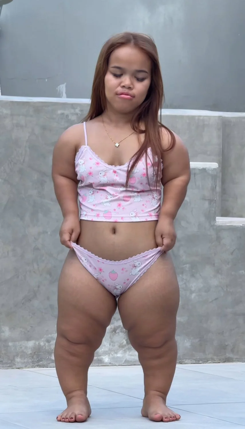 Midgets image 3