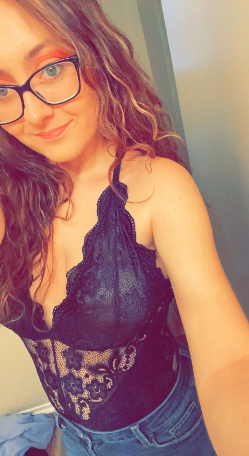 Alabama Slut Spitroasted image 3