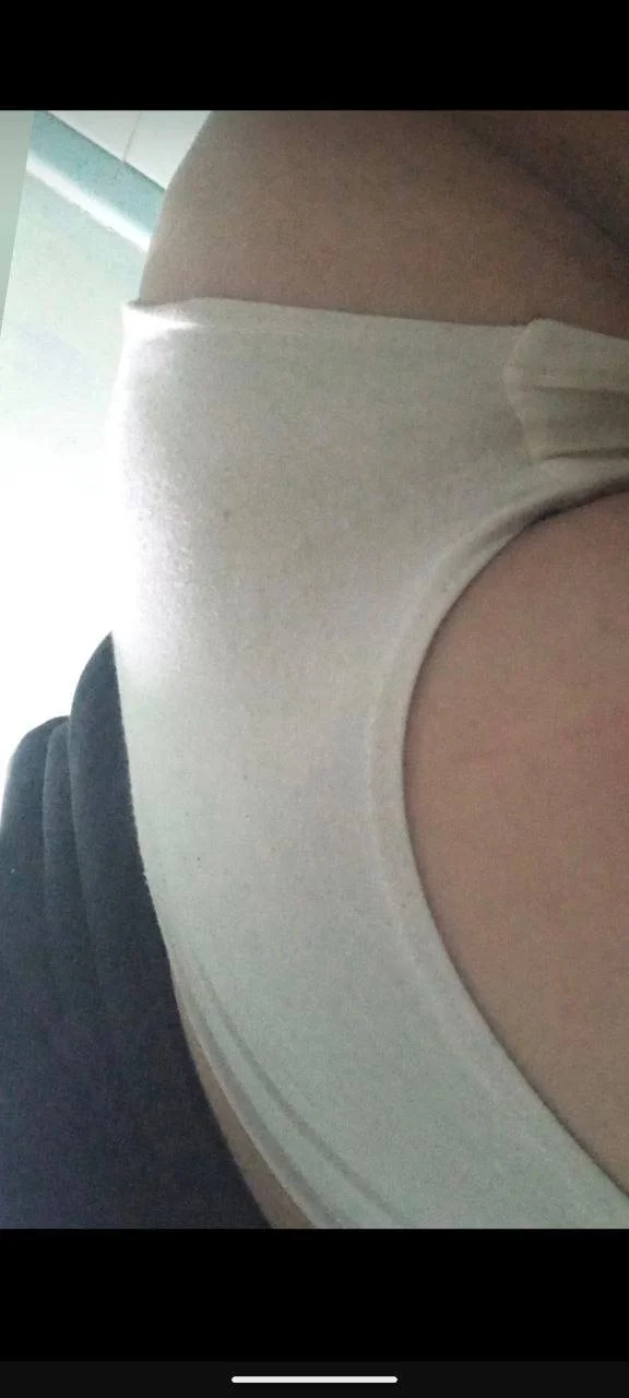 Que les parece esta puta zorra tetona image 13