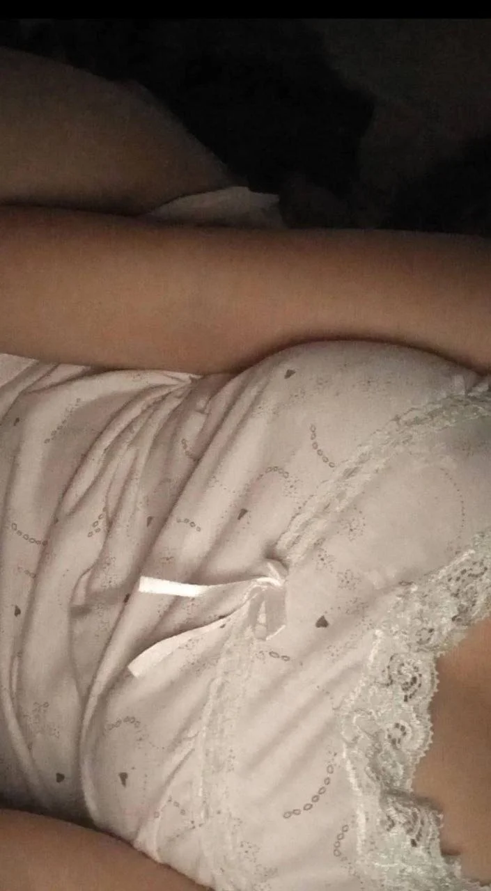 Que les parece esta puta zorra tetona image 15