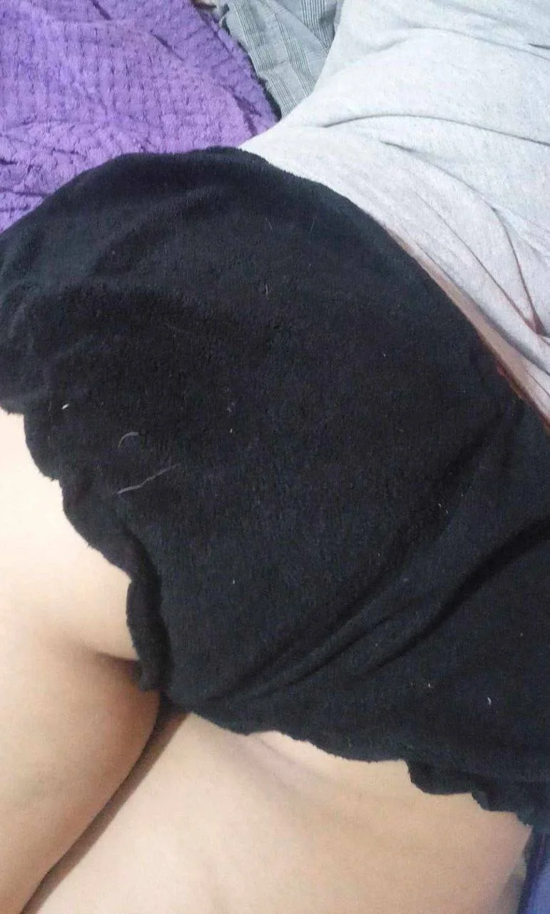 Que les parece esta puta zorra tetona image 18