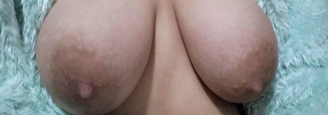 Que les parece esta puta zorra tetona image 9