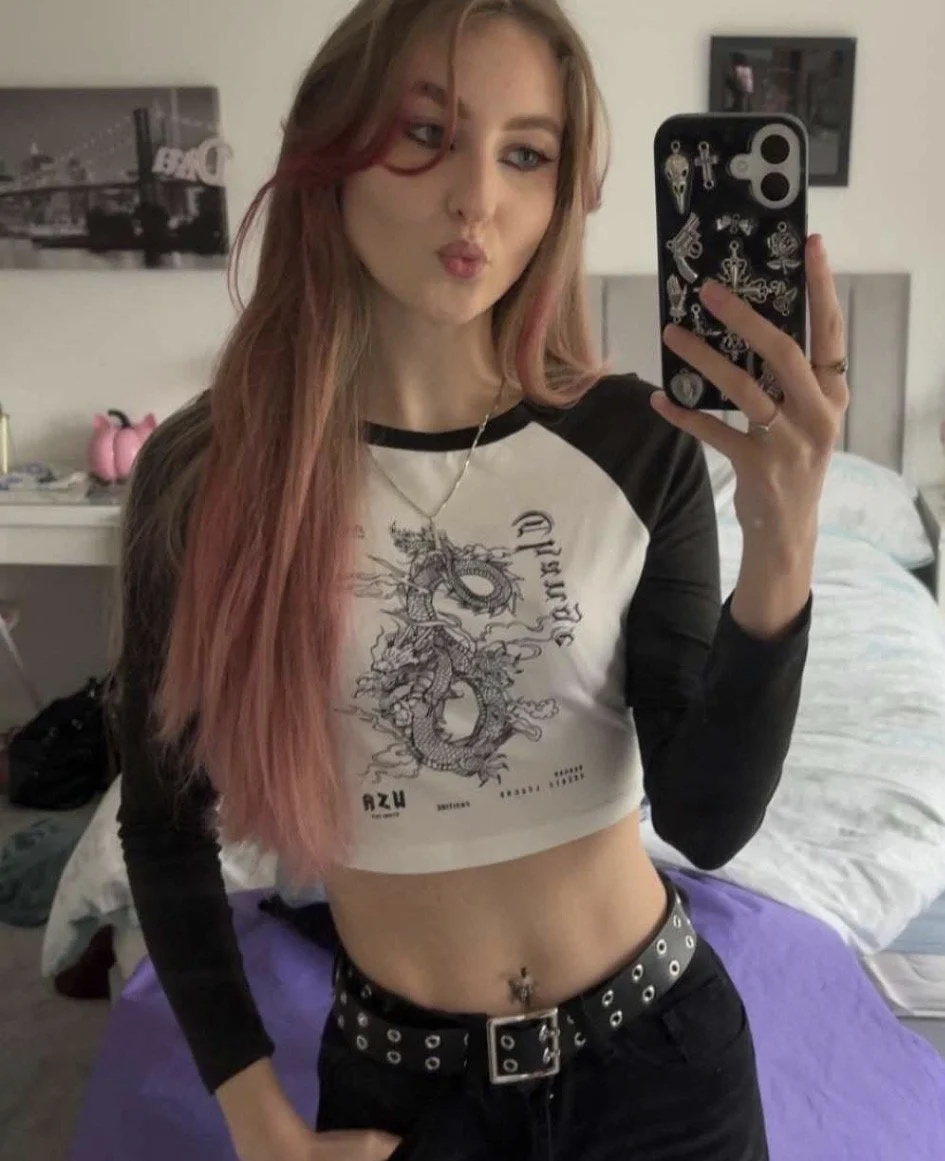 Petite plymouth pussy image 6