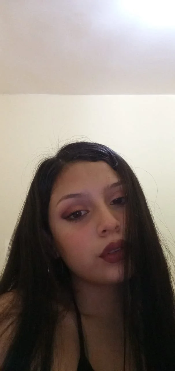 Baddie tetona española-latina, que tetas tiene la hija de mil puta main image