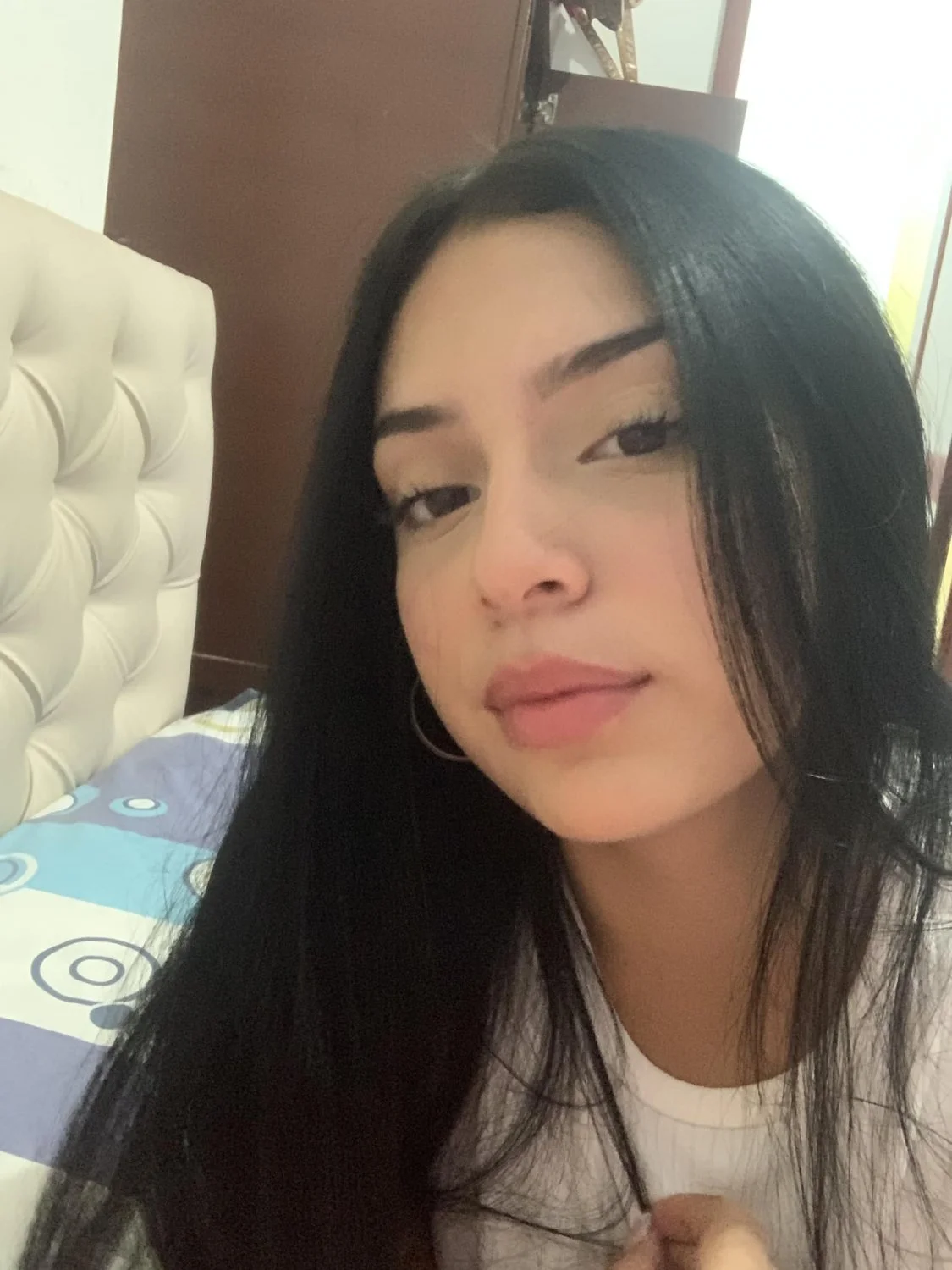 Baddie tetona española-latina, que tetas tiene la hija de mil puta image 4