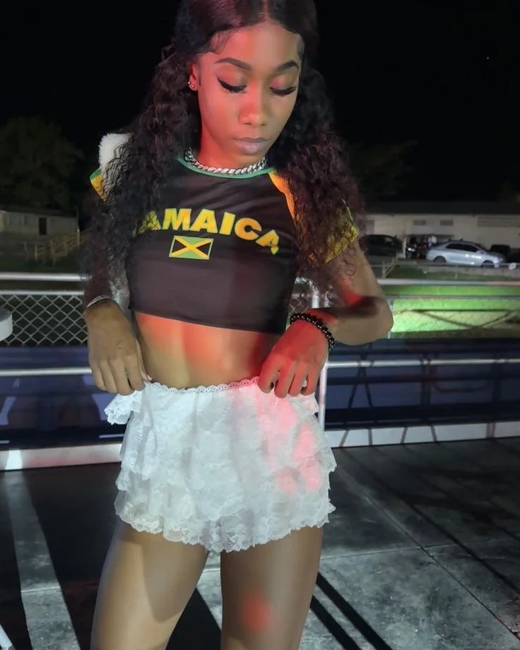 Jamaica 82 (Teen Bitches) image 33