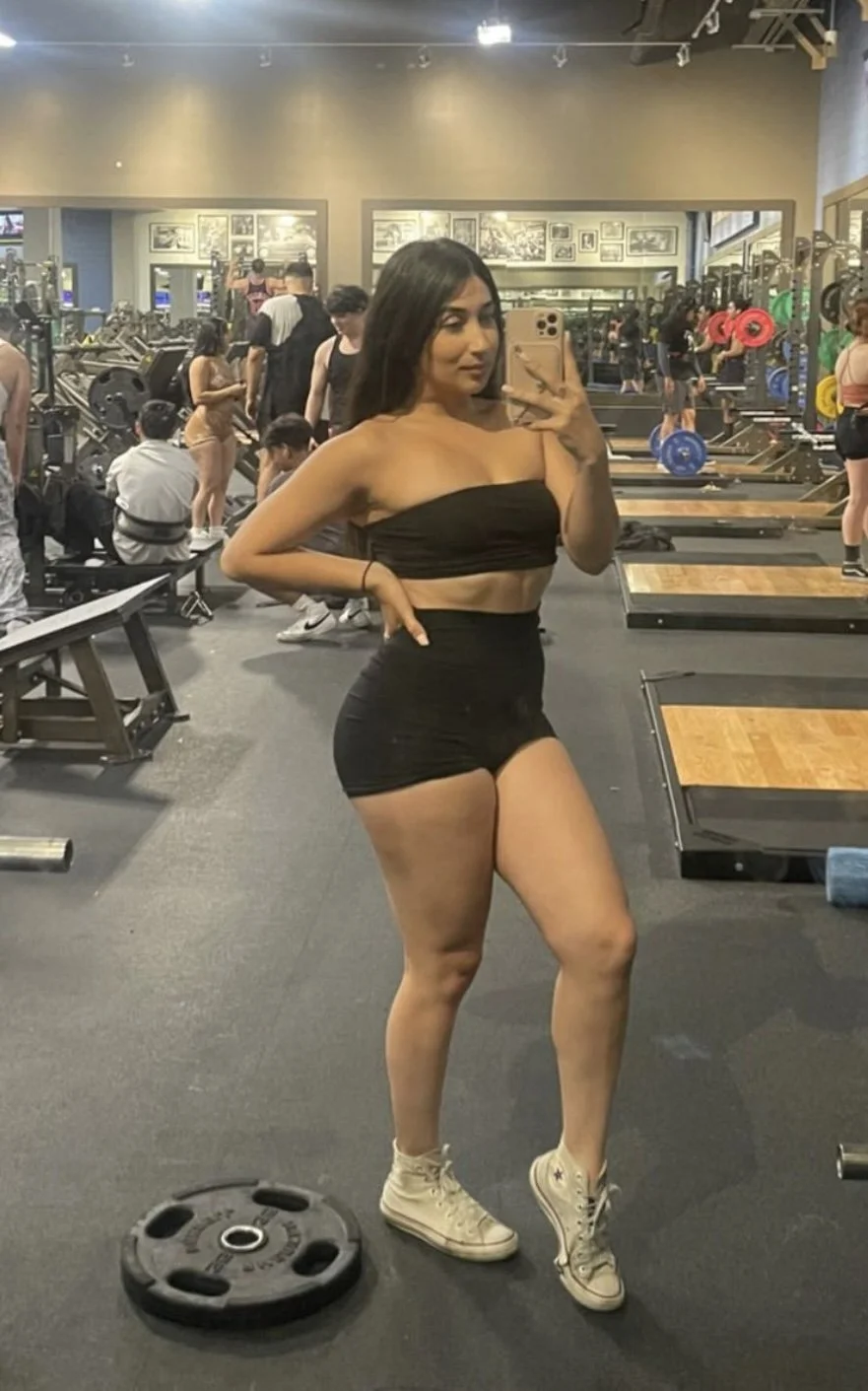 Sexy Big Booty Latina Fitness Slut image 17