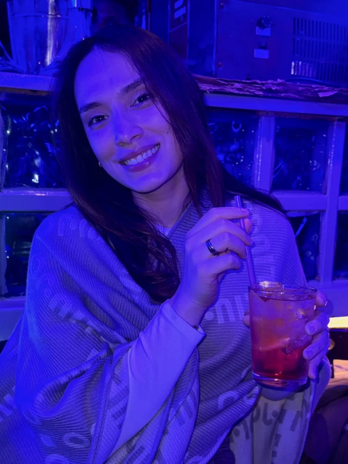 Juliana, una rica colombiana image 1