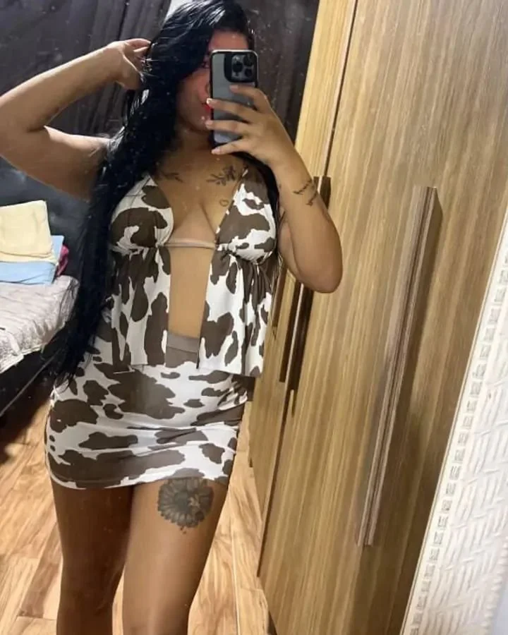 Safada adora se exibir nas redes image 13