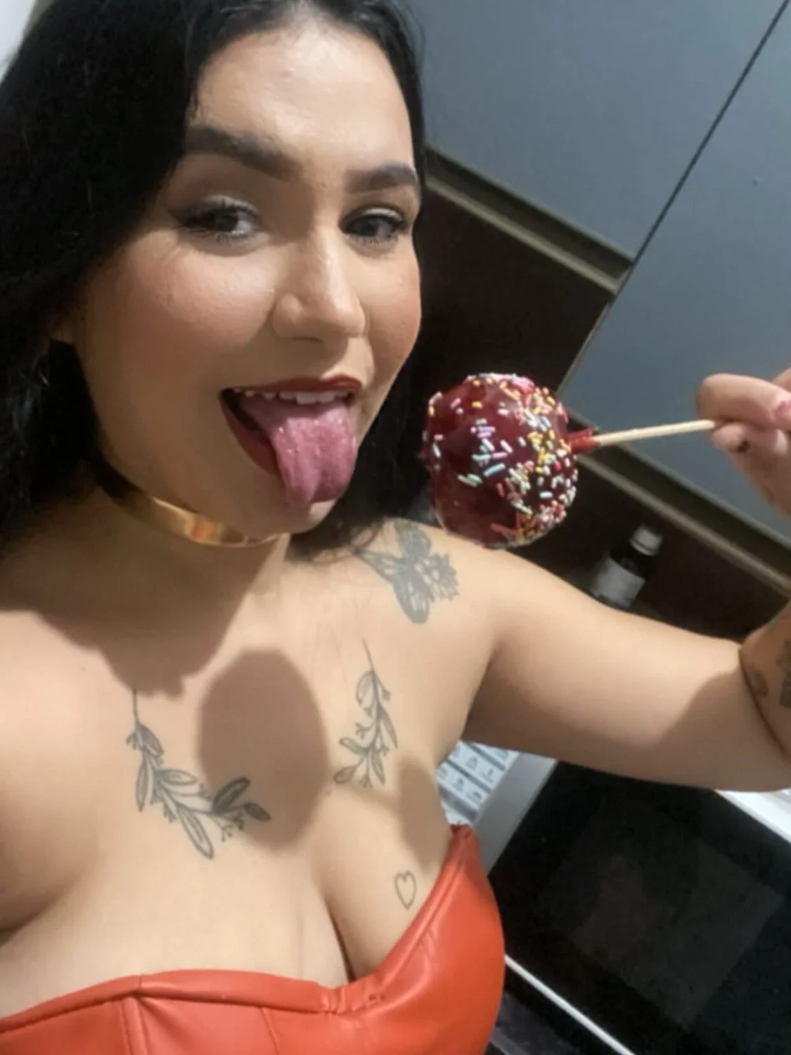 Safada adora se exibir nas redes image 19