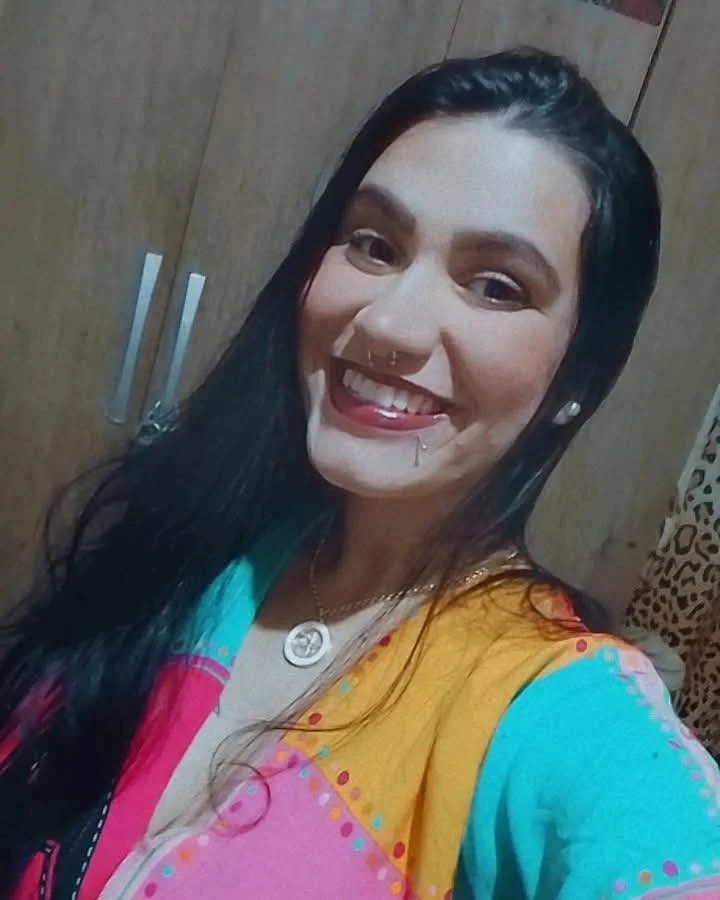 Safada adora se exibir nas redes image 32