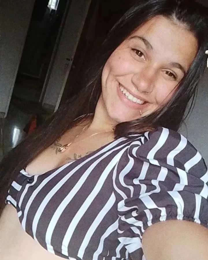 Safada adora se exibir nas redes image 37