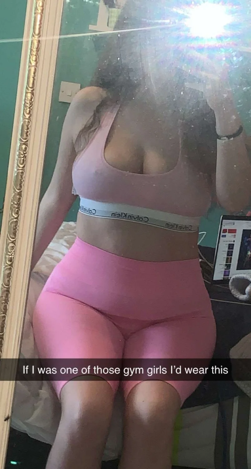 Katie big tits slut giving blowjob image 3