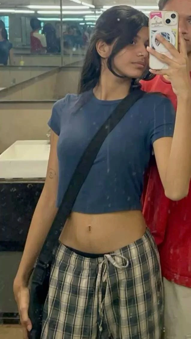 355 - Young cute Indian girl nudes image 4