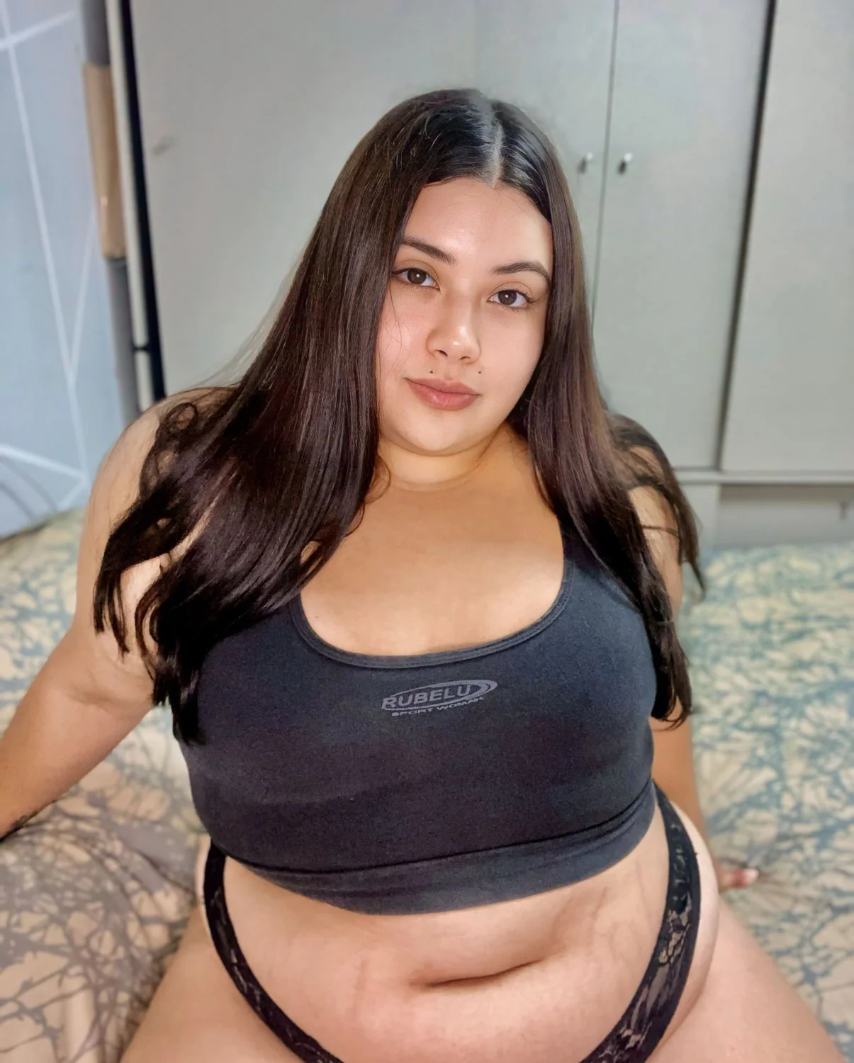 Anne Fox. Gordita sabrosa de Culo 🤤 Grande. Y pequeñas Tetas 😋 image 9