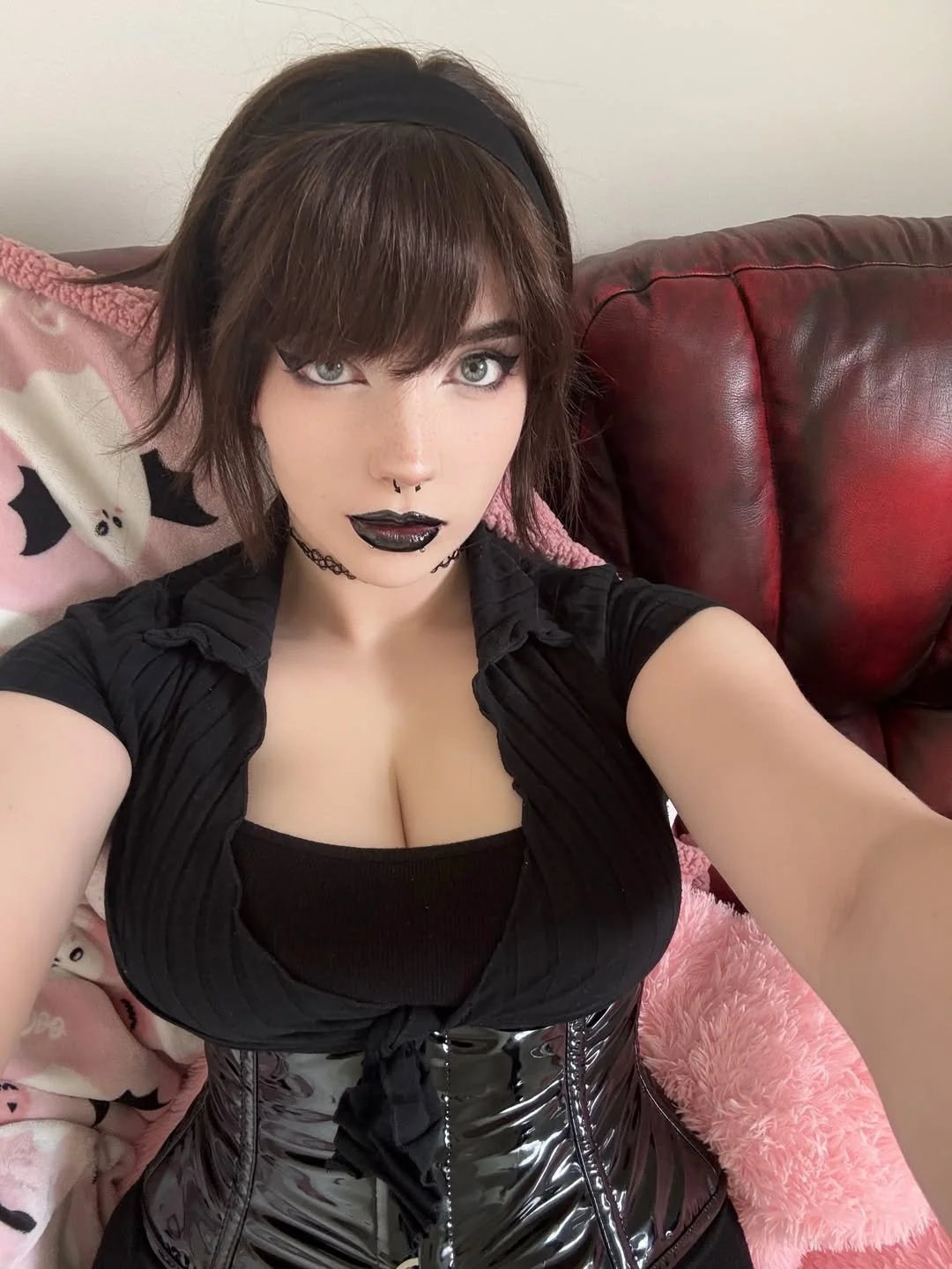 Cutiegothxo image 9