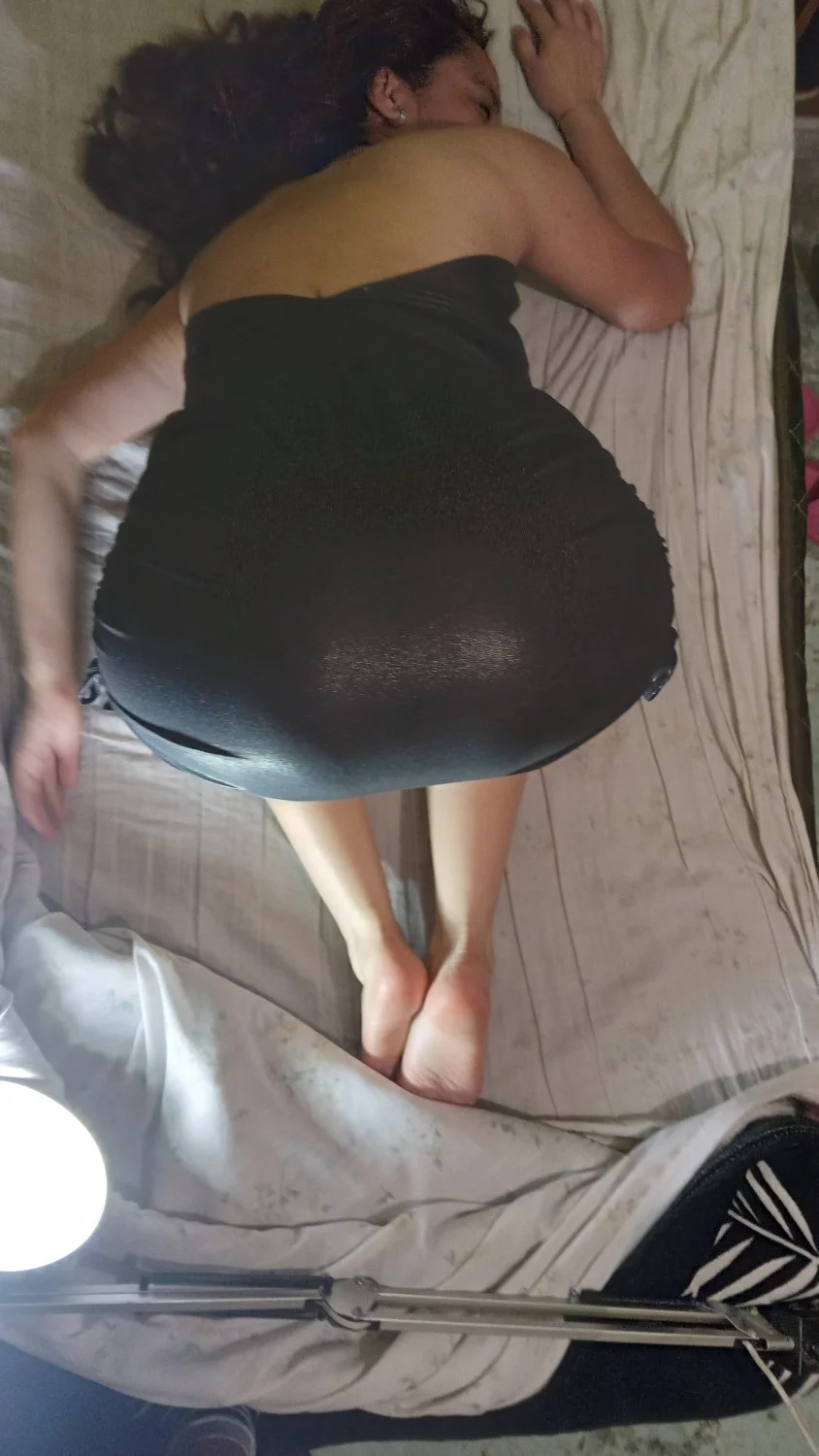 Esperando ansiosa tu llegada para llenes de lechita mi dulce y húmeda puchita. 💦💦🥠 image 27