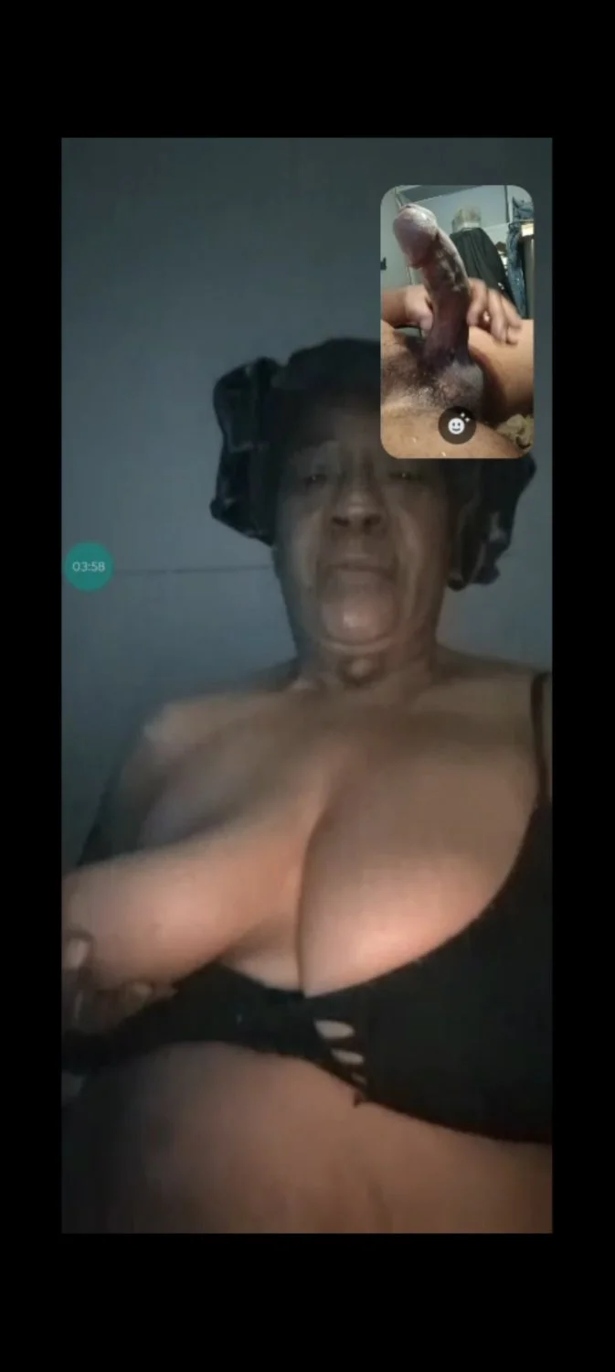 REPOST!! Shorter version, Viral video voted the best thanks church secretary stranger granny... image 5