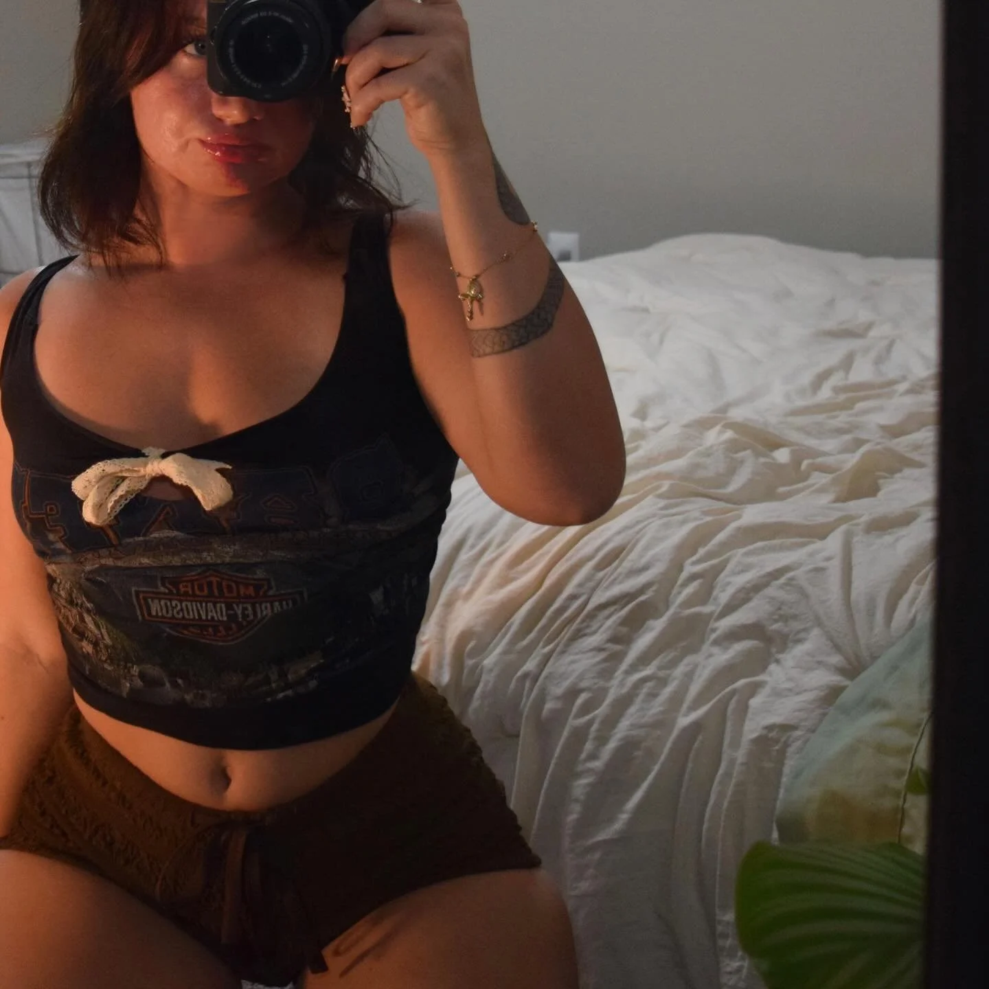 Sexy thicc petite teen Mikayla image 37