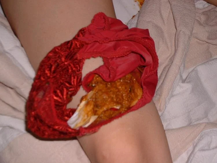 Korean GF pooped image 10