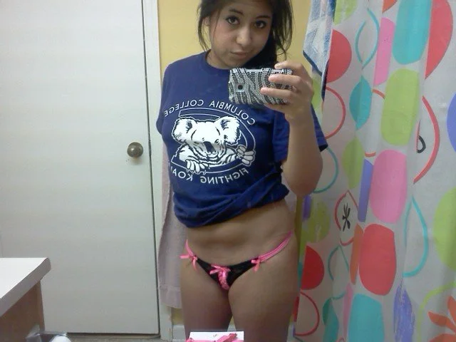 Latina play toy image 2