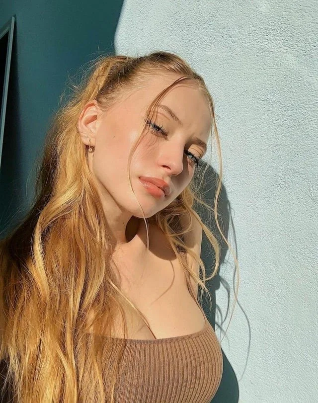 (pics & nudes) Sophia Diamond, ready for cum tributes! image 20
