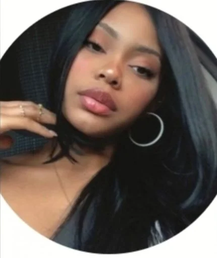 Ebony with Instagram and Tiktok image 36